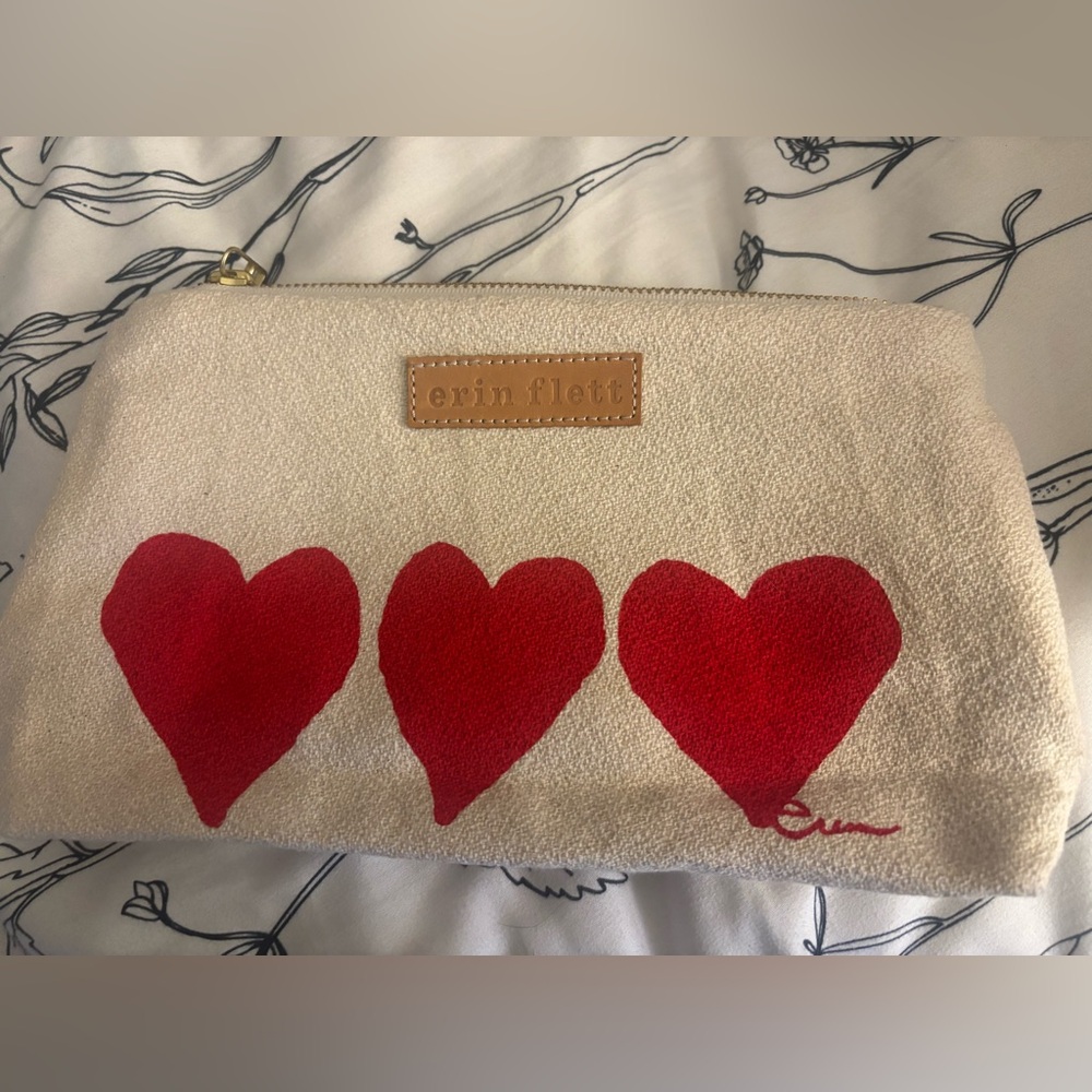 Cream and Red Heart Cosmetic Bag - Picture 2 of 4